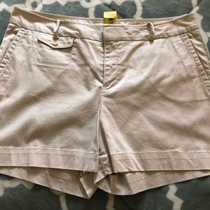 Creme Color Shorts (Banana Republic)